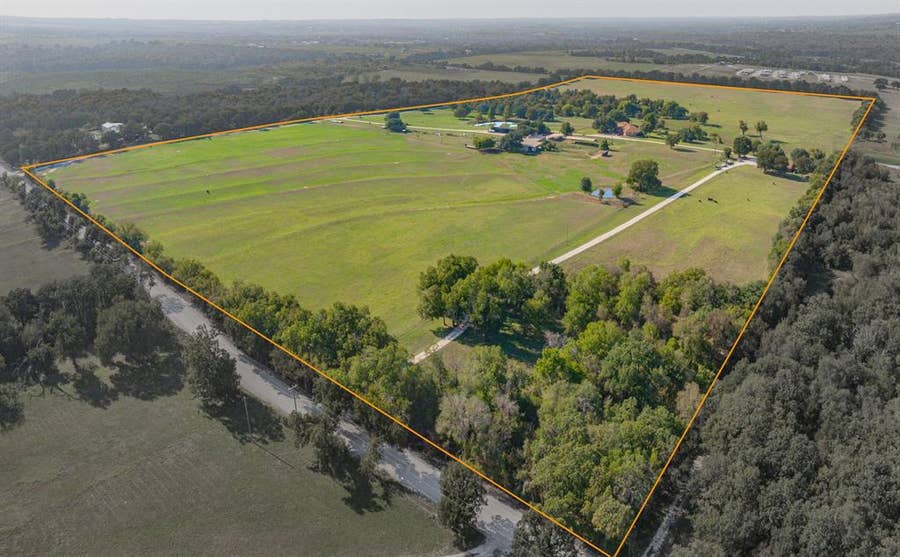 Property photo for 1900 County Road 461, Stephenville, TX