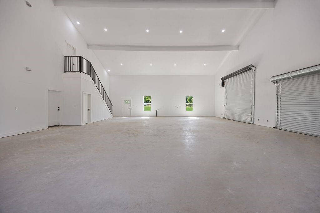 Car enthuisiast Dream Garage