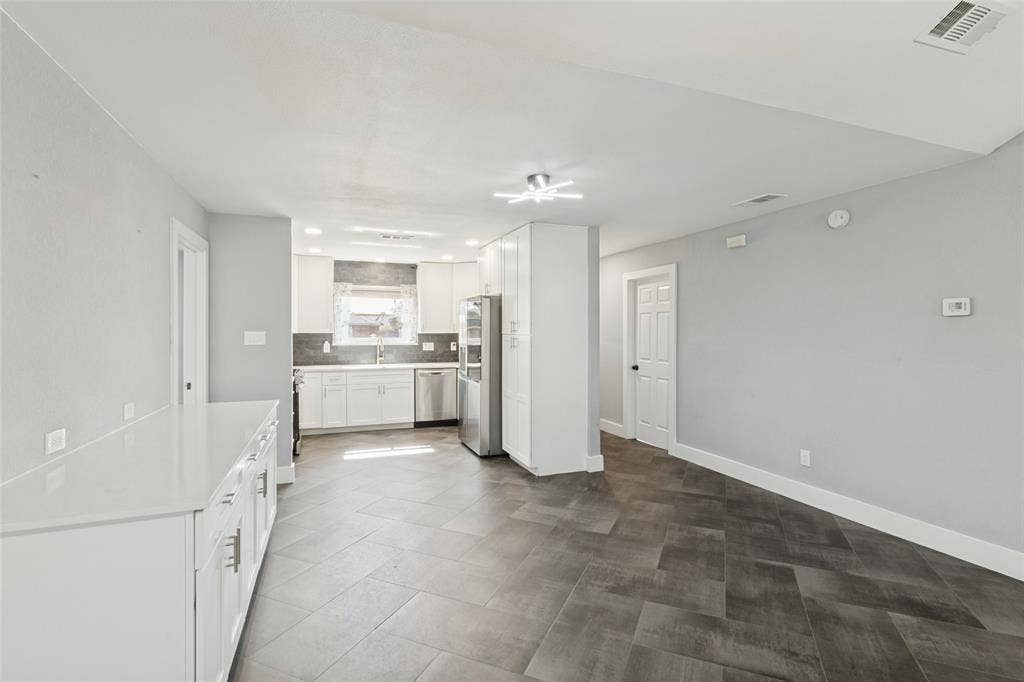 2623 San Saba Street, Mesquite, TX 75150 2623 San Saba Street, Mesquite, TX 75150