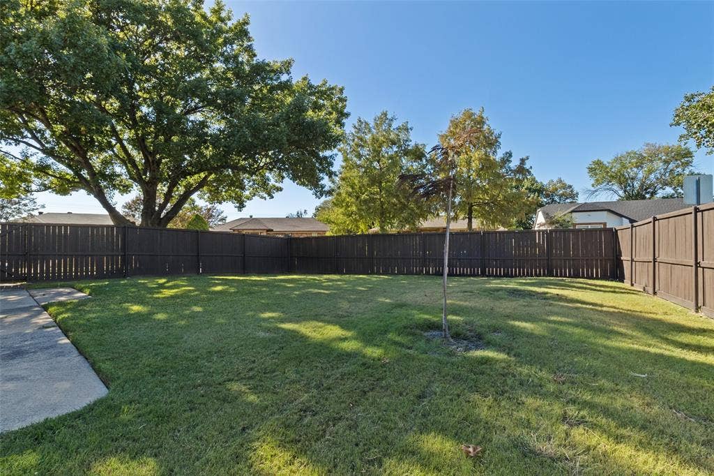 2623 San Saba Street, Mesquite, TX 75150 2623 San Saba Street, Mesquite, TX 75150