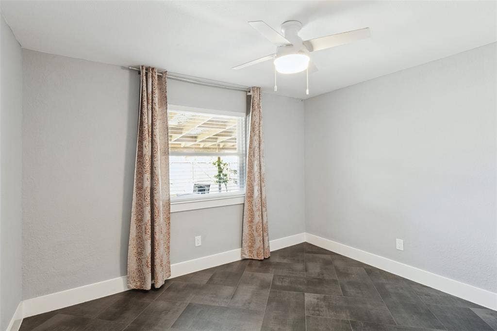 2623 San Saba Street, Mesquite, TX 75150 2623 San Saba Street, Mesquite, TX 75150
