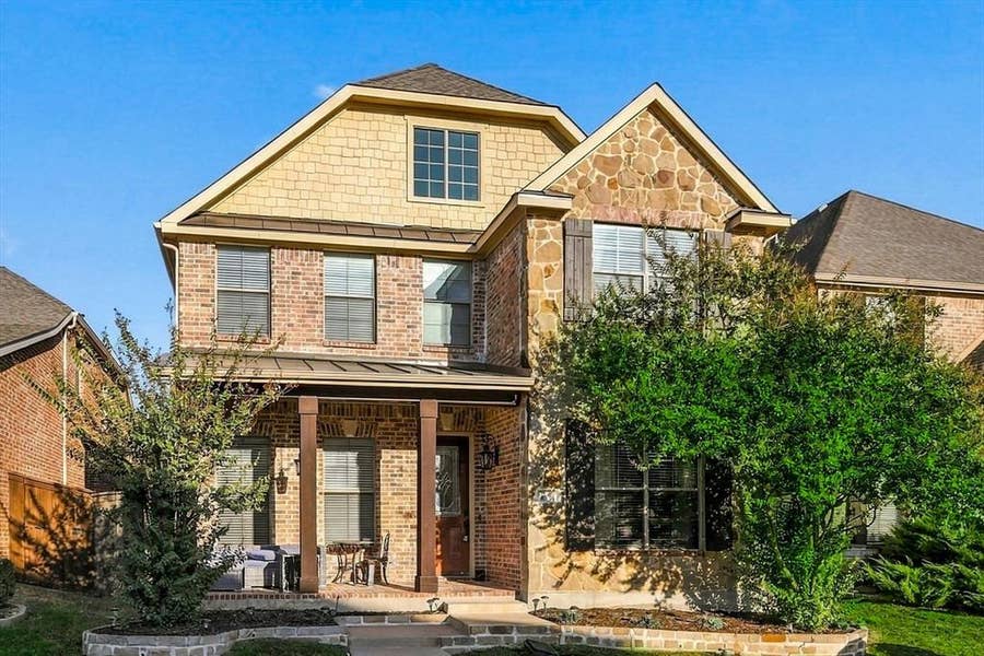 Property photo for 1596 Barksdale Drive, Lewisville, TX
