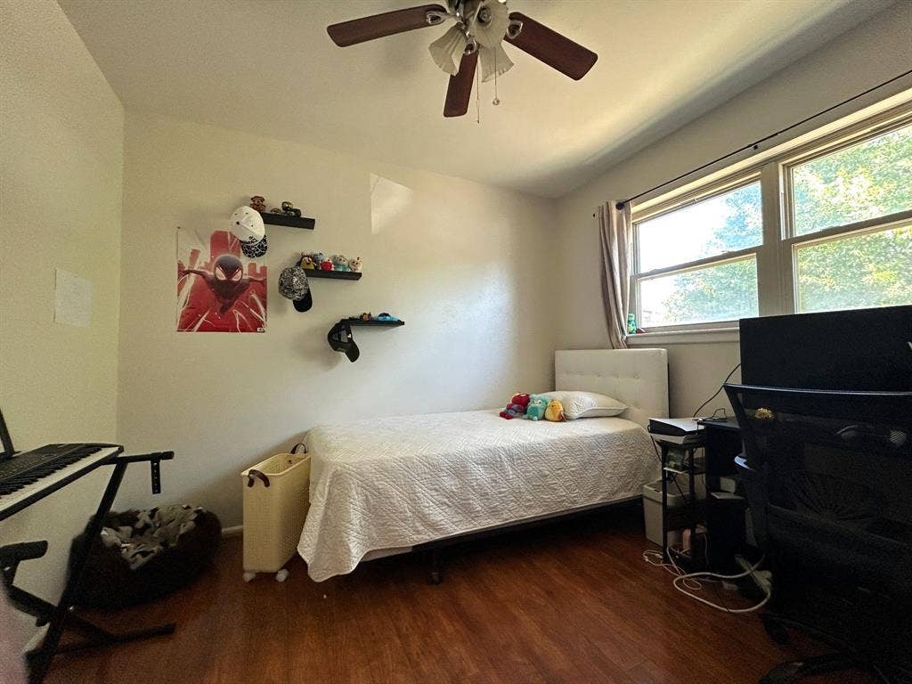 861 Russell Lane, Bedford, TX 76022 861 Russell Lane, Bedford, TX 76022