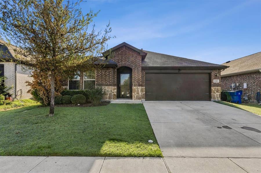 Property photo for 2333 Bellewood Court, Crandall, TX