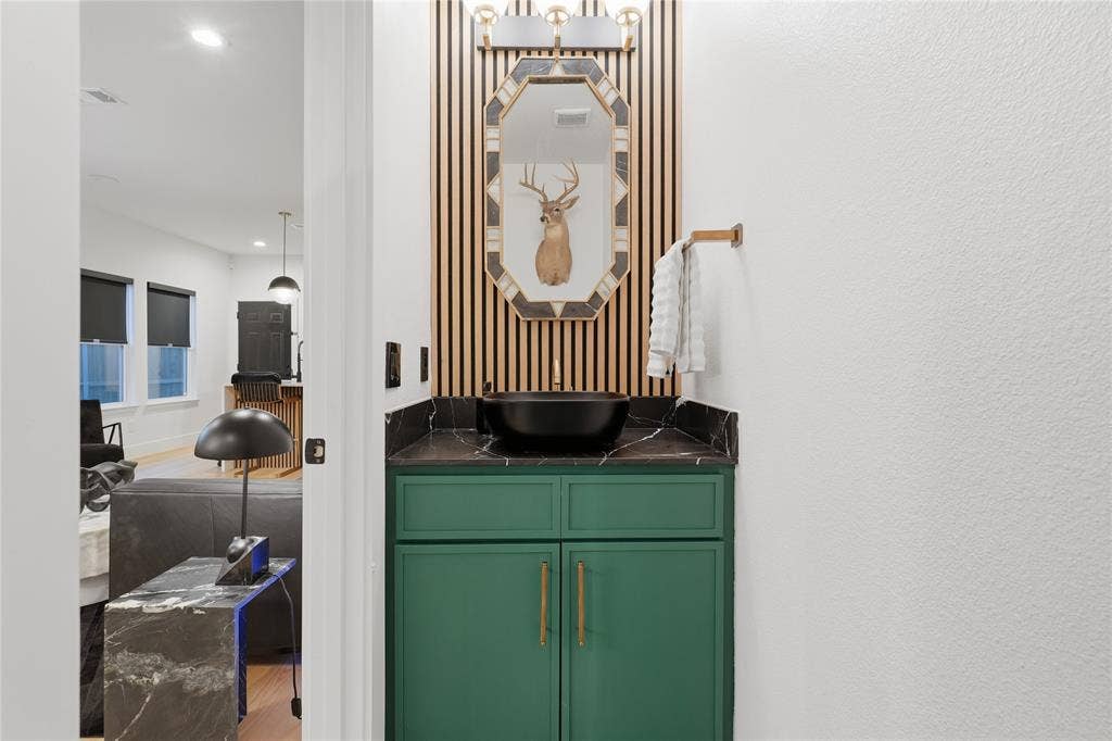 1103 Pemberton Hill Road, Dallas, TX 75217 1103 Pemberton Hill Road, Dallas, TX 75217