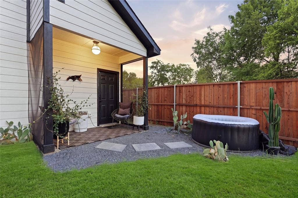 1103 Pemberton Hill Road, Dallas, TX 75217 1103 Pemberton Hill Road, Dallas, TX 75217