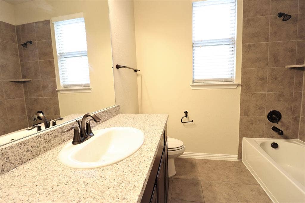 5070 Kerstyn Drive, Frisco, TX 75036