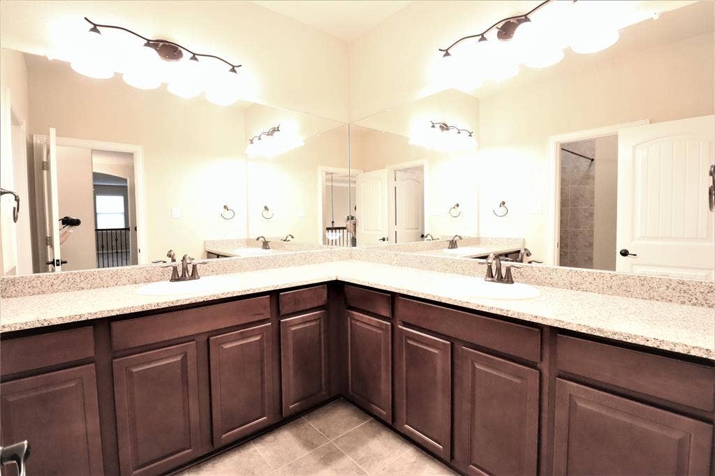 5070 Kerstyn Drive, Frisco, TX 75036