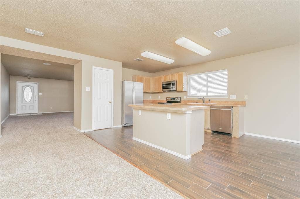 1132 Beechwood Lane, Cedar Hill, TX 75104 1132 Beechwood Lane, Cedar Hill, TX 75104