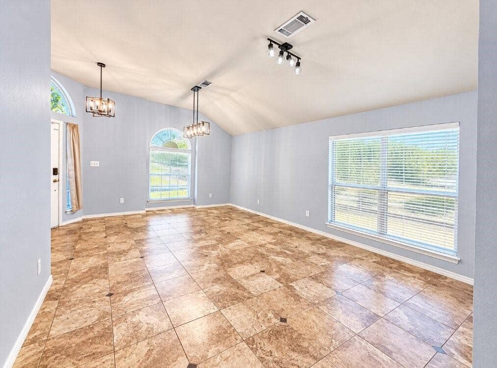 5805 Ozark Drive, Fort Worth, TX 76131