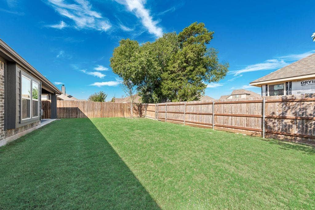 317 Resting Place Road, Waxahachie, TX 75165 317 Resting Place Road, Waxahachie, TX 75165