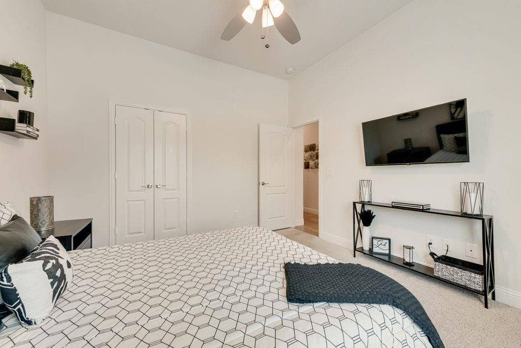 317 Resting Place Road, Waxahachie, TX 75165 317 Resting Place Road, Waxahachie, TX 75165