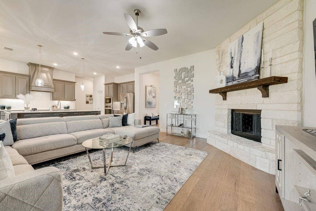 317 Resting Place Road, Waxahachie, TX 75165 317 Resting Place Road, Waxahachie, TX 75165