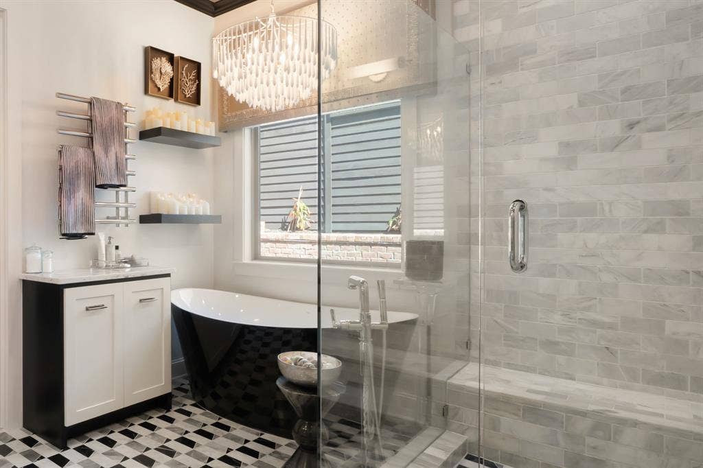 9319 E Lake Highlands Drive, Dallas, TX 75218