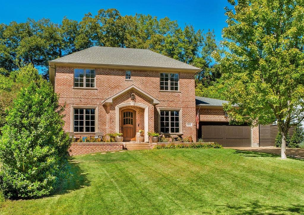 9319 E Lake Highlands Drive, Dallas, TX 75218