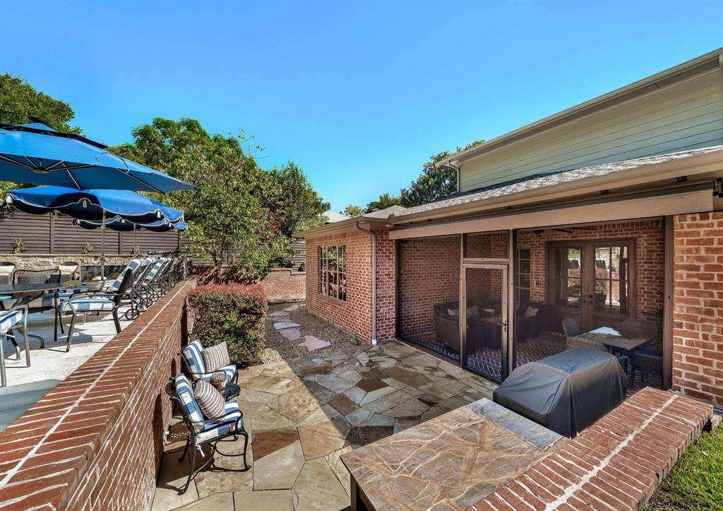 9319 E Lake Highlands Drive, Dallas, TX 75218