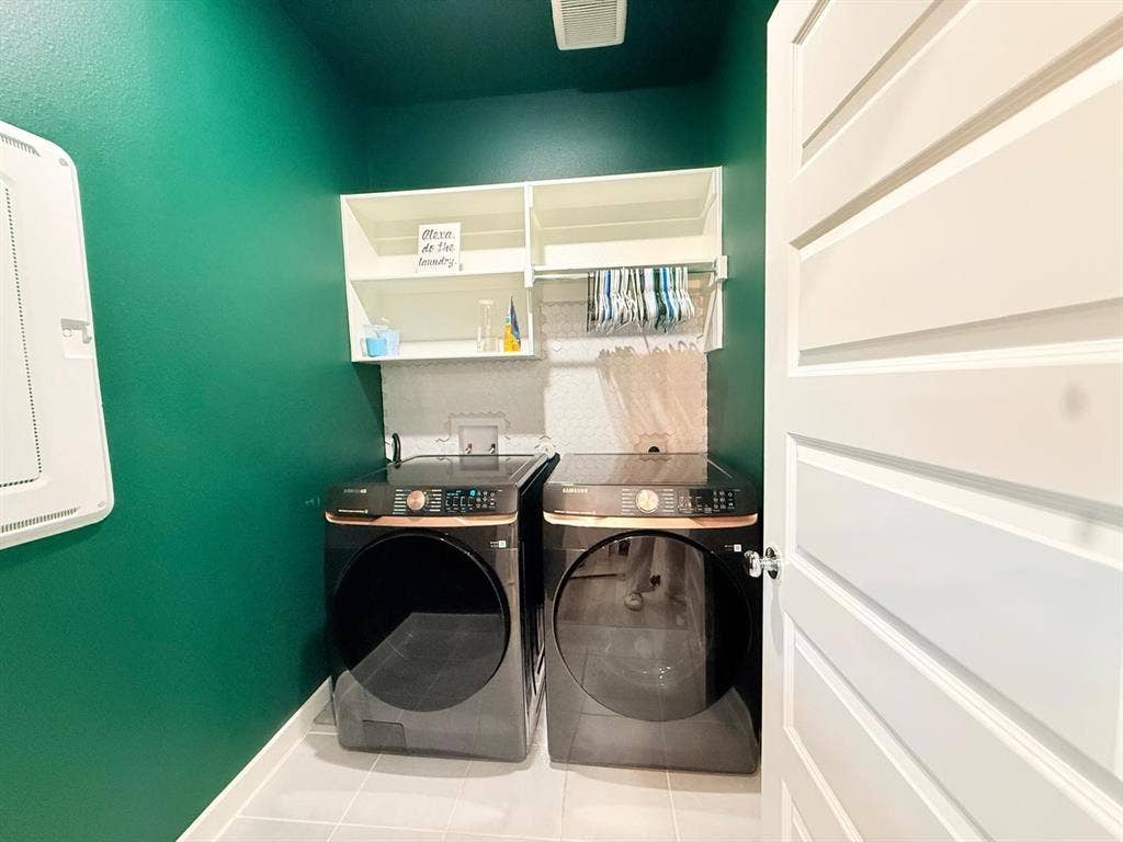 2820 Spring Side Drive, Royse City, TX 75189 2820 Spring Side Drive, Royse City, TX 75189