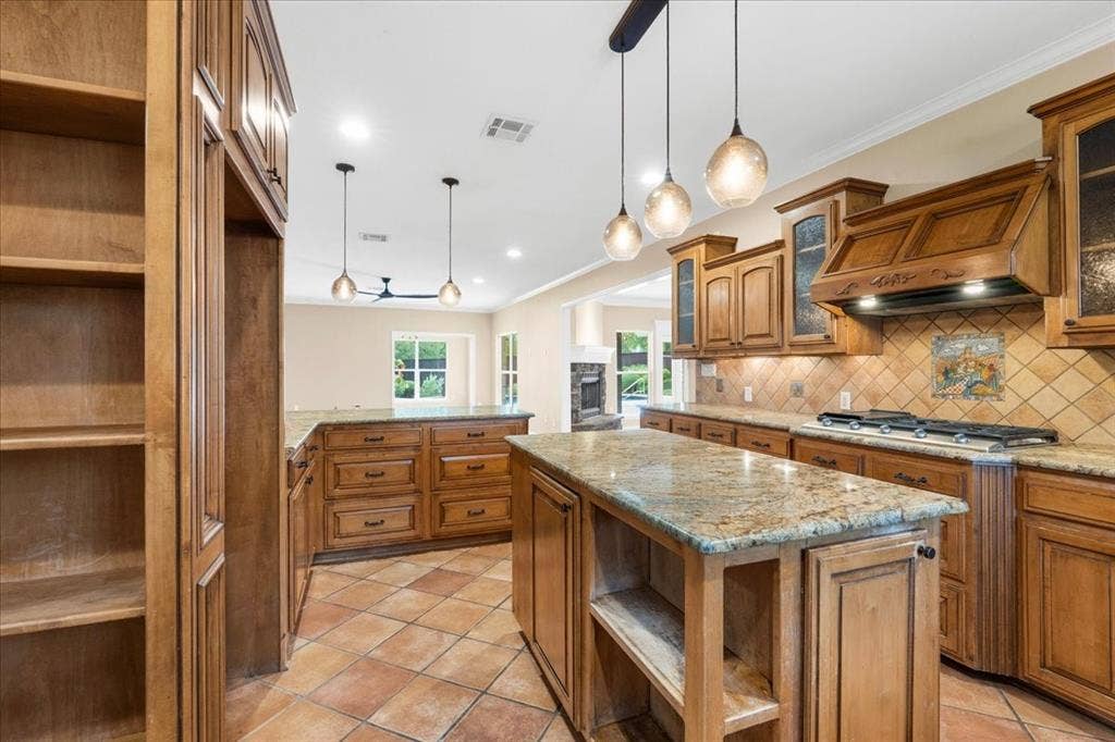 505 NW County Road 0011, Corsicana, TX 75110 505 NW County Road 0011, Corsicana, TX 75110