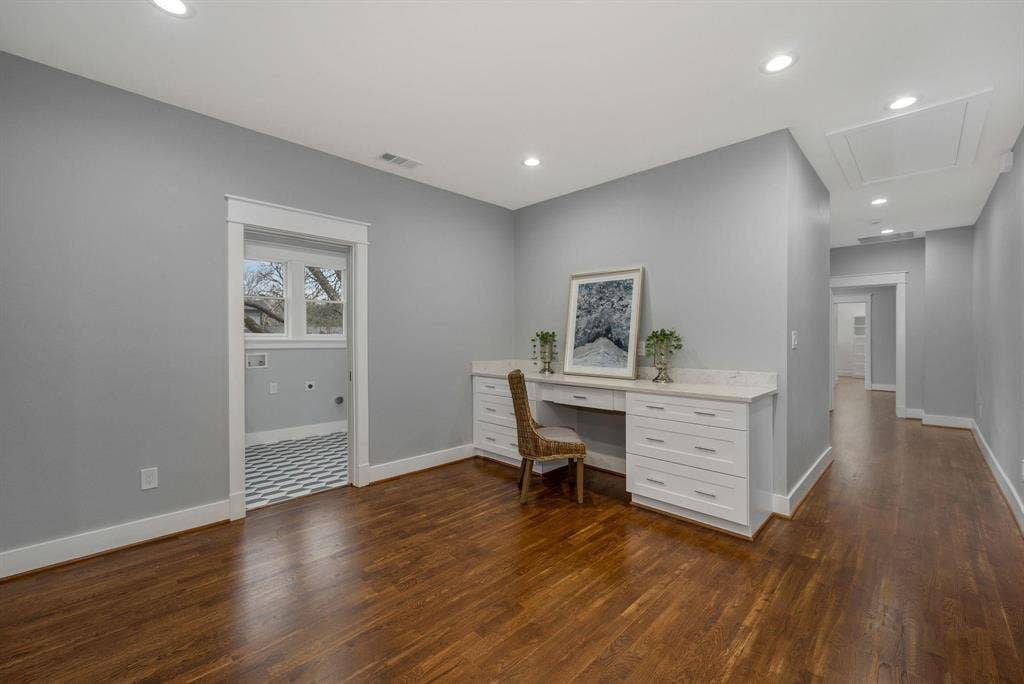6045 Velasco Avenue, Dallas, TX 75206