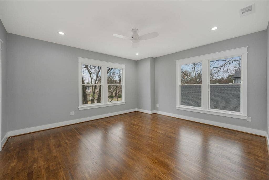 6045 Velasco Avenue, Dallas, TX 75206