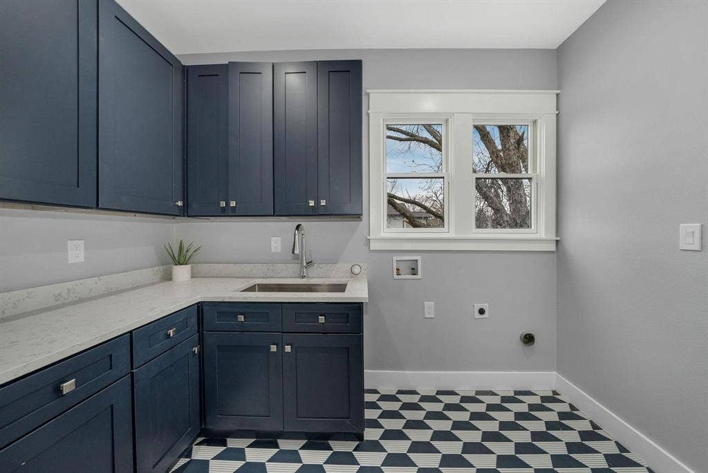 6045 Velasco Avenue, Dallas, TX 75206
