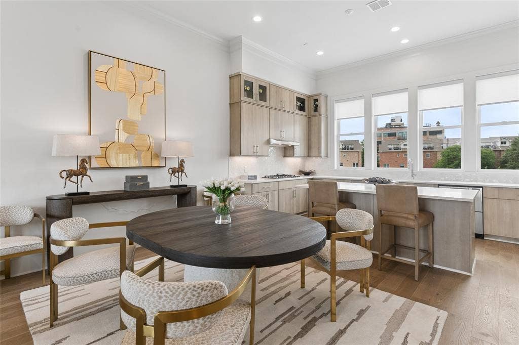 2401 Canton Street, #1002, Dallas, TX 75201 Image of model home with similar layout.