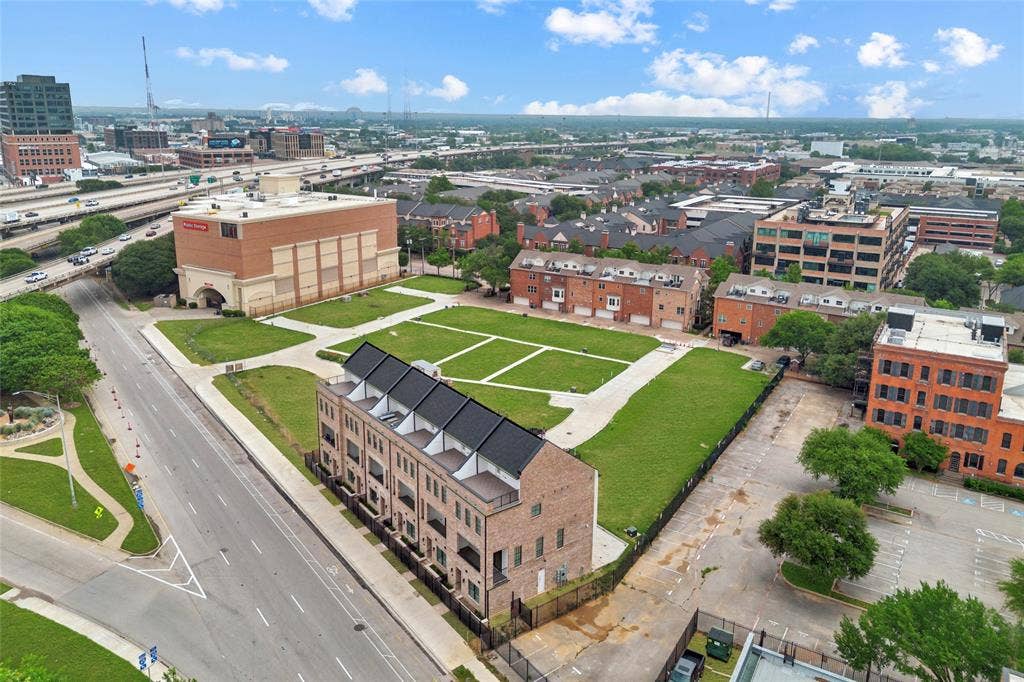 2401 Canton Street, #1002, Dallas, TX 75201 2401 Canton Street, #1002, Dallas, TX 75201