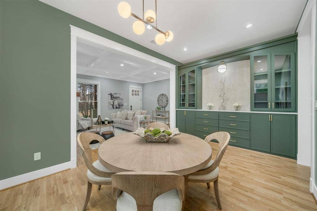 6047 Velasco Avenue, Dallas, TX 75206 6047 Velasco Avenue, Dallas, TX 75206