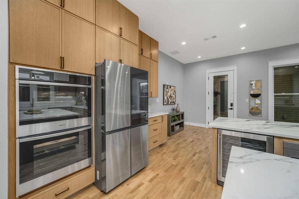 6047 Velasco Avenue, Dallas, TX 75206 6047 Velasco Avenue, Dallas, TX 75206