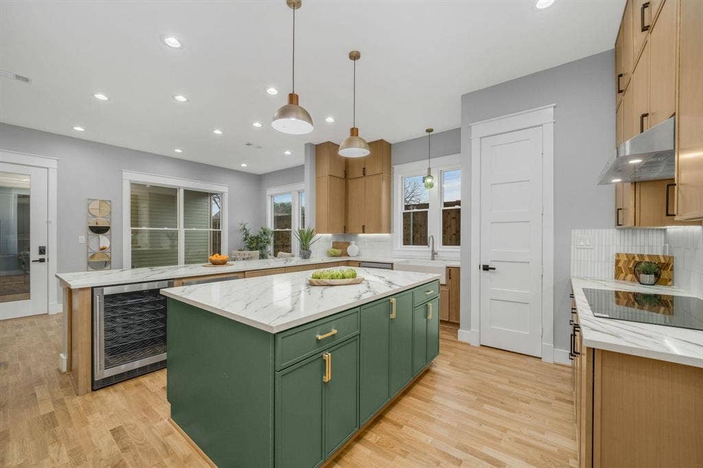 6047 Velasco Avenue, Dallas, TX 75206 6047 Velasco Avenue, Dallas, TX 75206