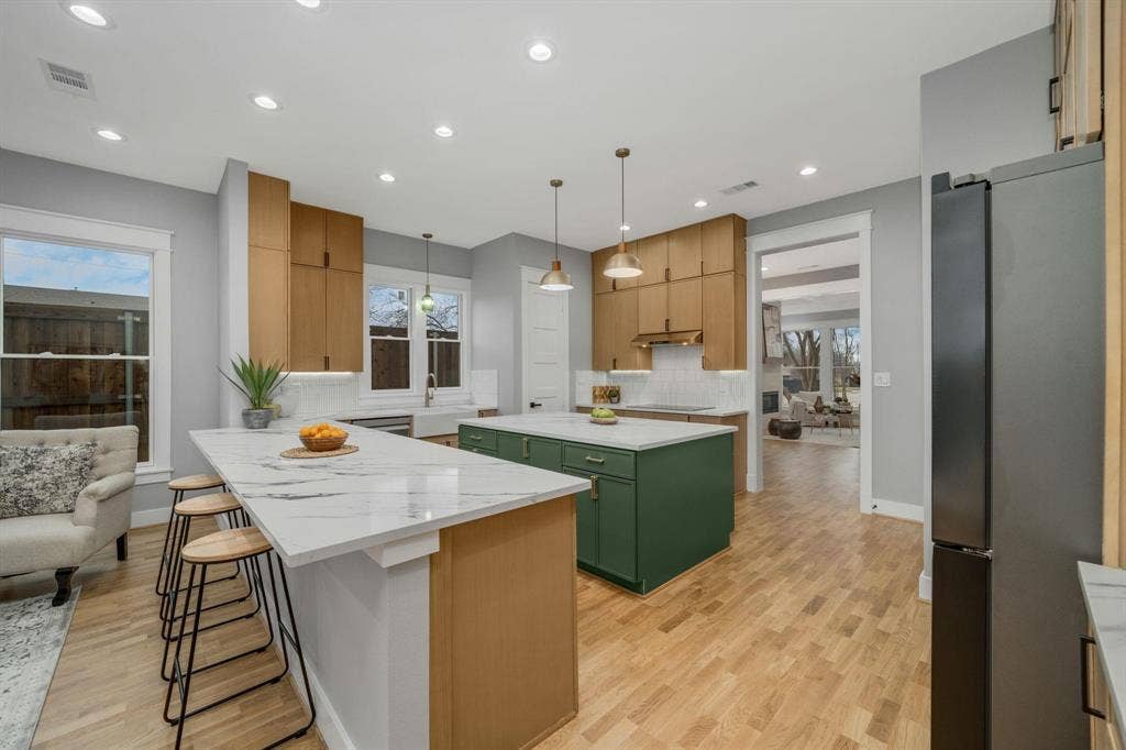6047 Velasco Avenue, Dallas, TX 75206 6047 Velasco Avenue, Dallas, TX 75206