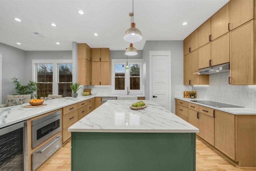 6047 Velasco Avenue, Dallas, TX 75206 6047 Velasco Avenue, Dallas, TX 75206