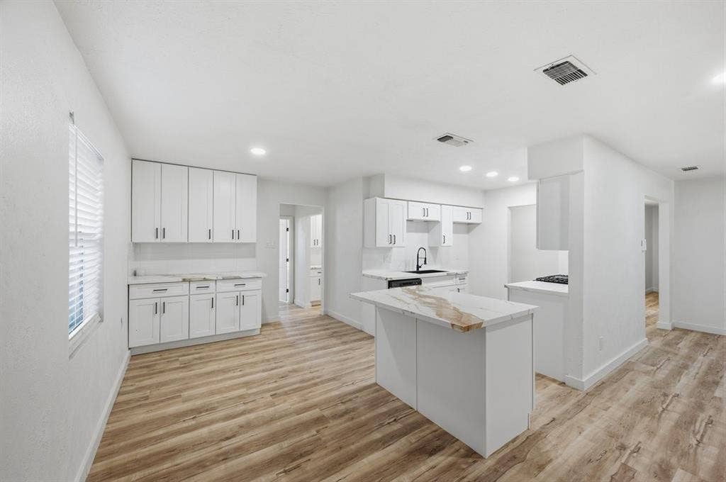 203 Evelyn Street, DeSoto, TX 75115 203 Evelyn Street, DeSoto, TX 75115