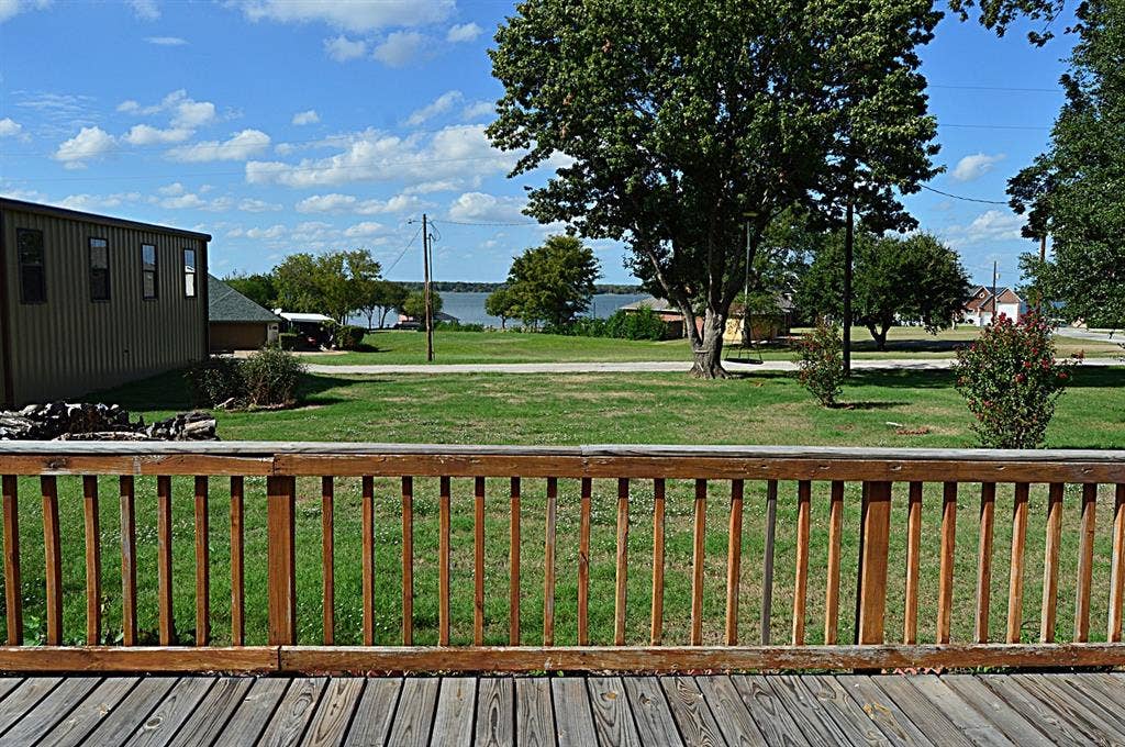9858 Kathy Lynn Place, Quinlan, TX 75474 9858 Kathy Lynn Place, Quinlan, TX 75474