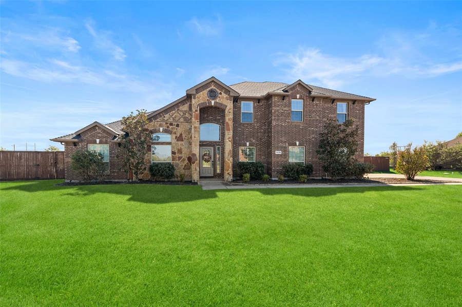 Property photo for 13176 Franklin Lane, Talty, TX