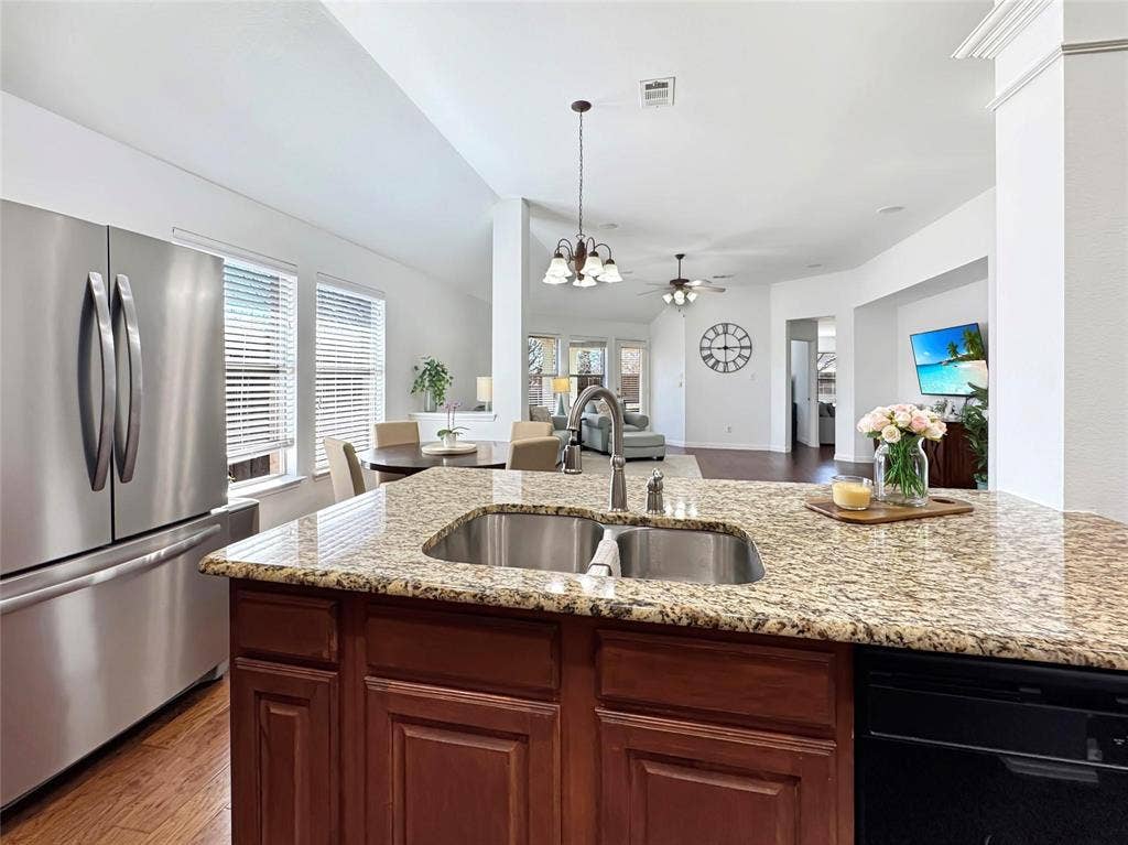 2701 Indian Oak Drive, McKinney, TX 75071 2701 Indian Oak Drive, McKinney, TX 75071