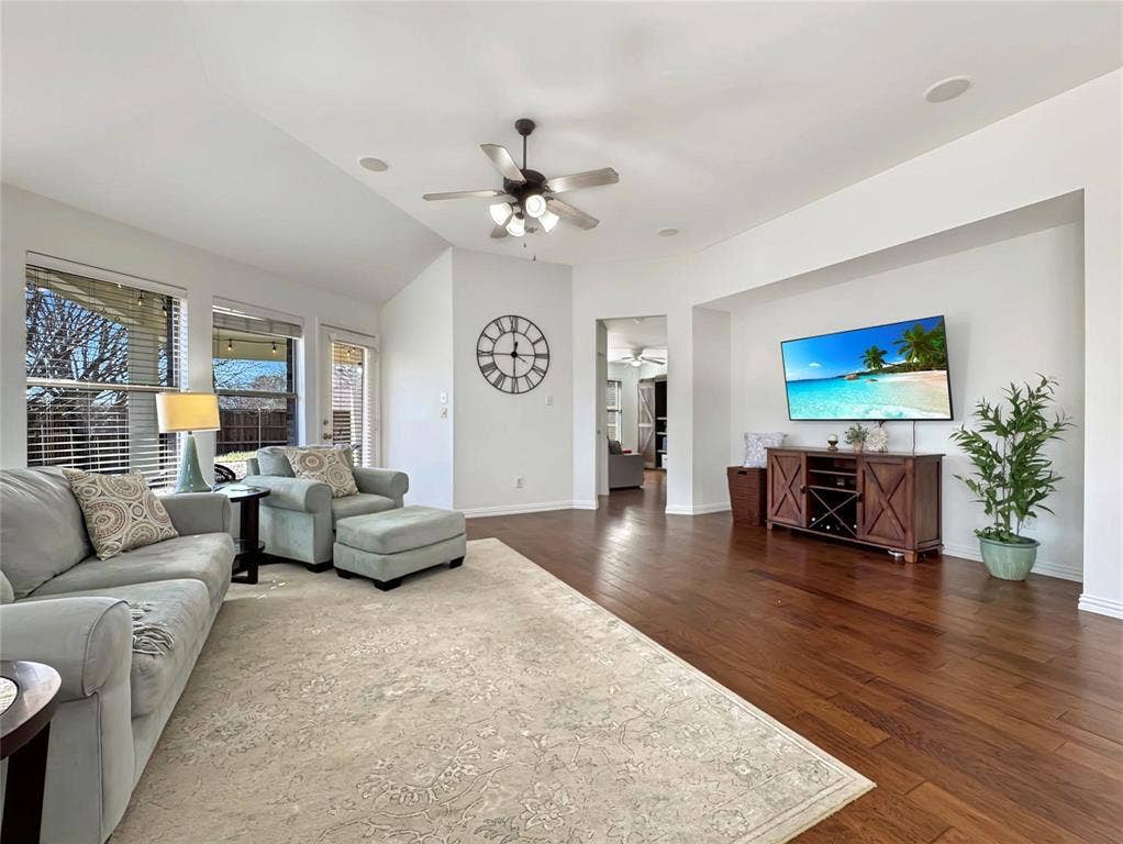 2701 Indian Oak Drive, McKinney, TX 75071 2701 Indian Oak Drive, McKinney, TX 75071