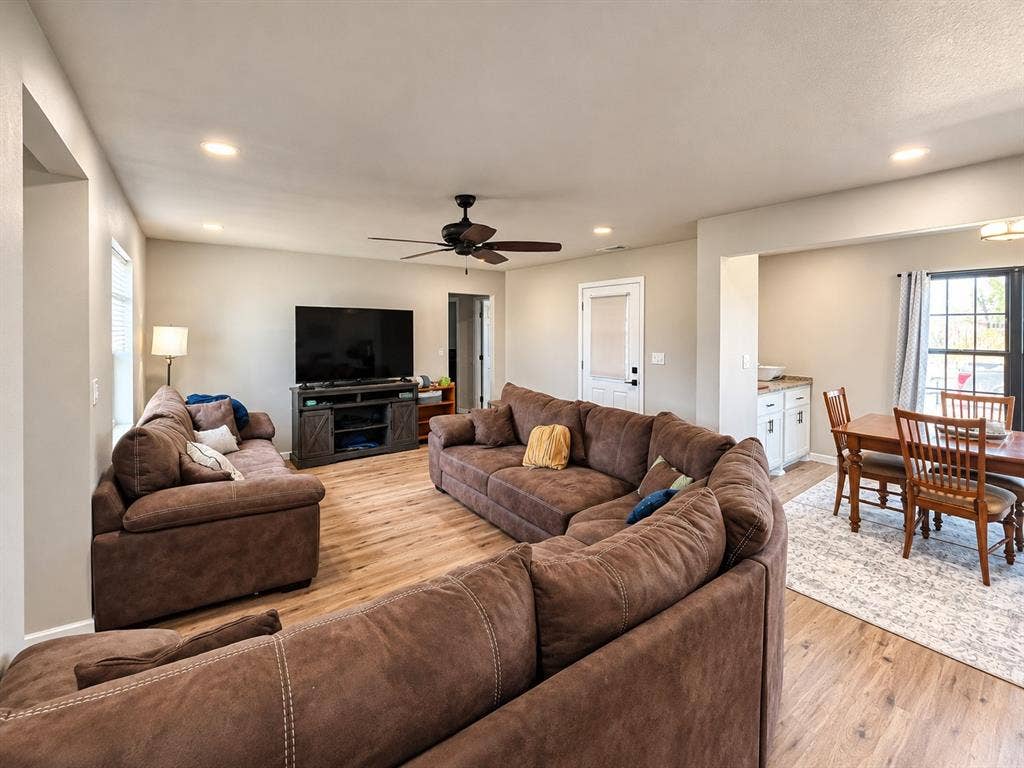 1504 N Avenue G, Haskell, TX 79521 1504 N Avenue G, Haskell, TX 79521