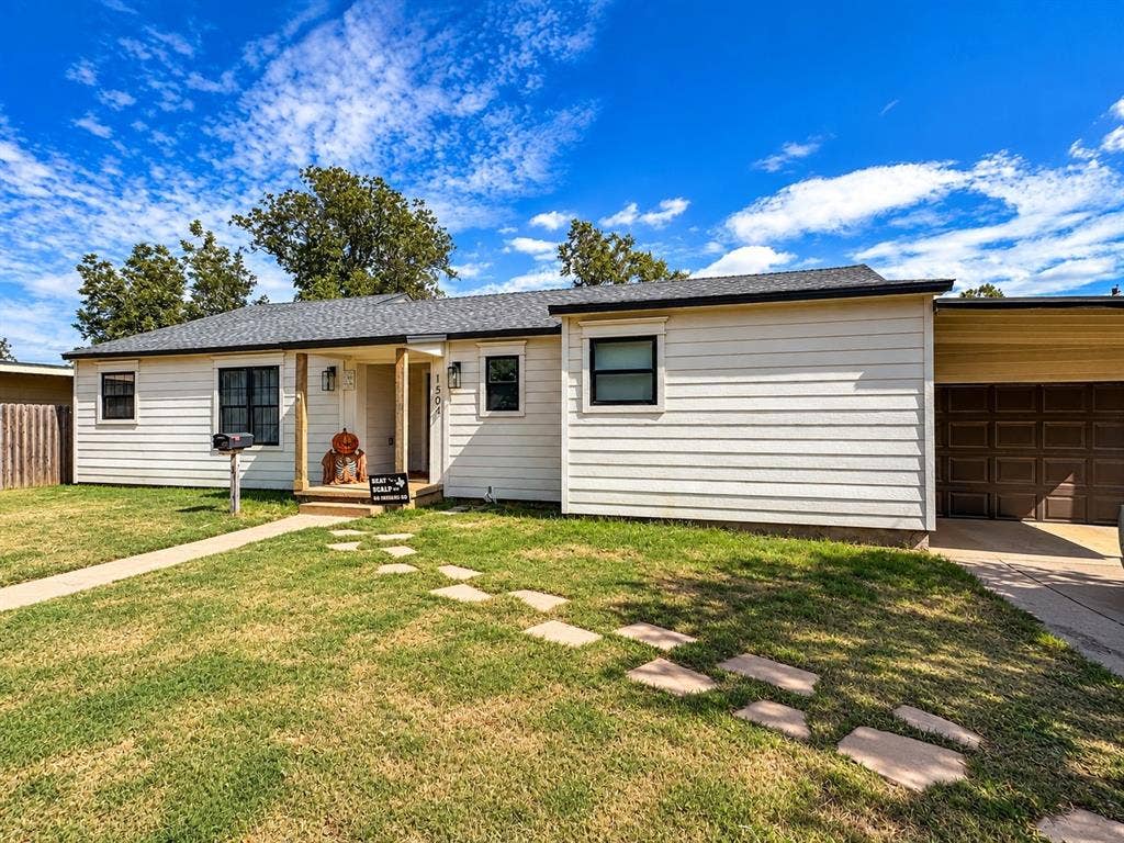 1504 N Avenue G, Haskell, TX 79521 1504 N Avenue G, Haskell, TX 79521