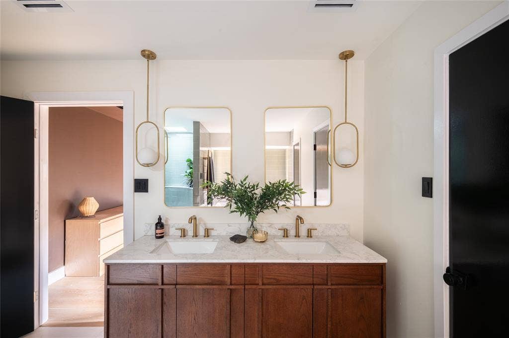 7111 Claybrook Drive, Dallas, TX 75231
