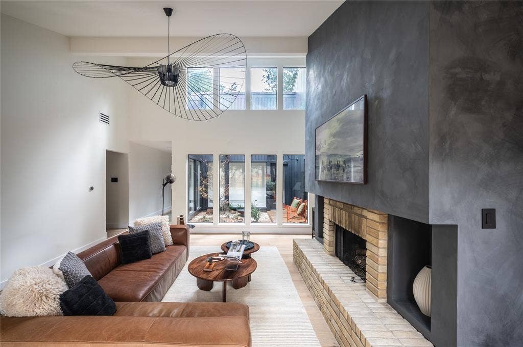7111 Claybrook Drive, Dallas, TX 75231