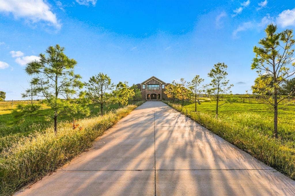 573 Hcr 2431, Hillsboro, TX 76645 573 Hcr 2431, Hillsboro, TX 76645