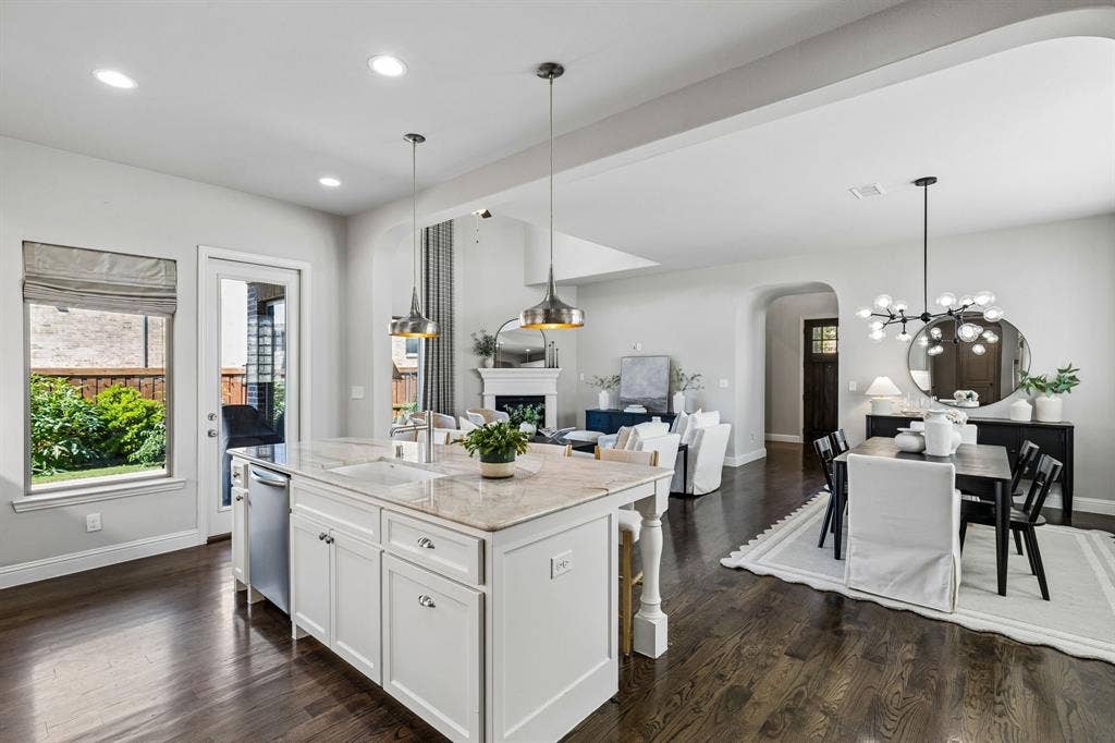 618 Cano Street, Allen, TX 75002 618 Cano Street, Allen, TX 75002
