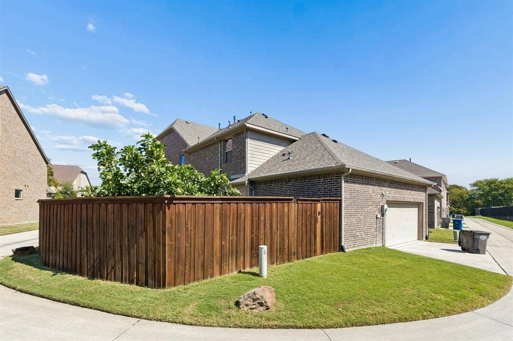 618 Cano Street, Allen, TX 75002 618 Cano Street, Allen, TX 75002