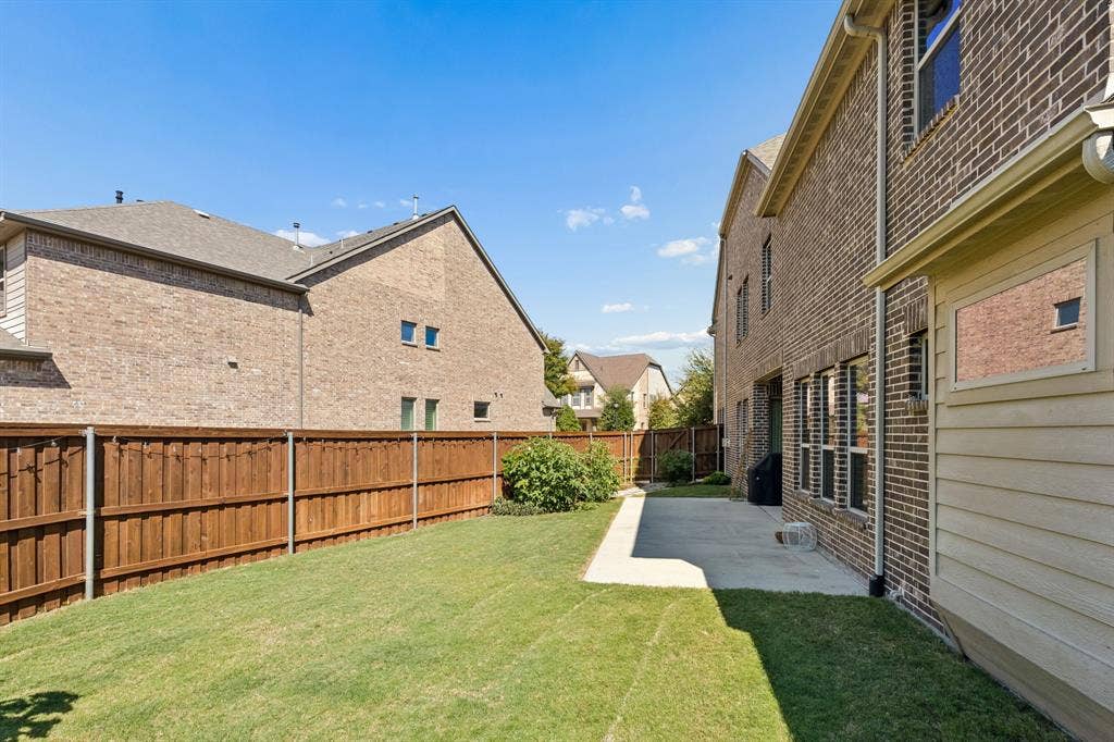 618 Cano Street, Allen, TX 75002 618 Cano Street, Allen, TX 75002