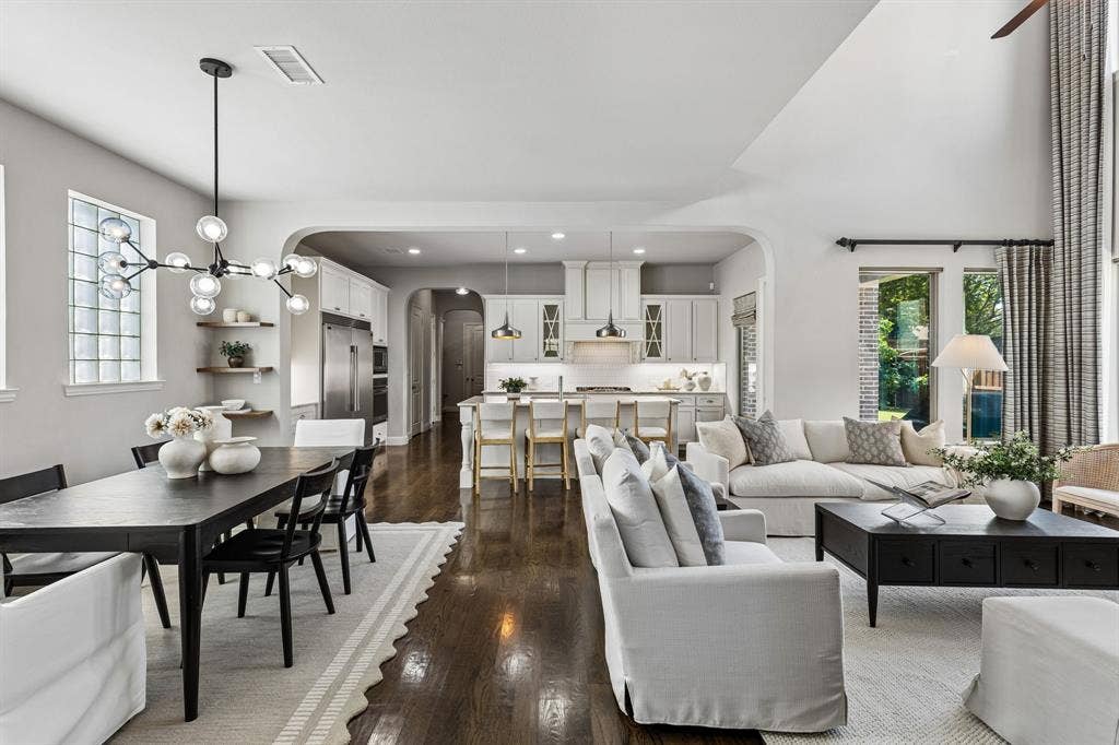 618 Cano Street, Allen, TX 75002 618 Cano Street, Allen, TX 75002