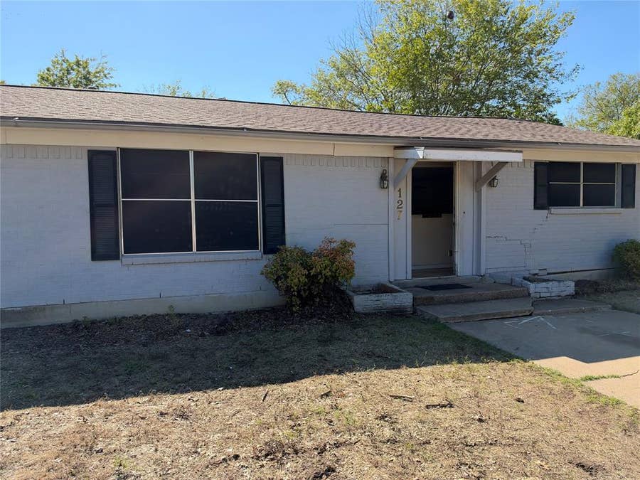 Property photo for 127 Wanda Way, Burleson, TX