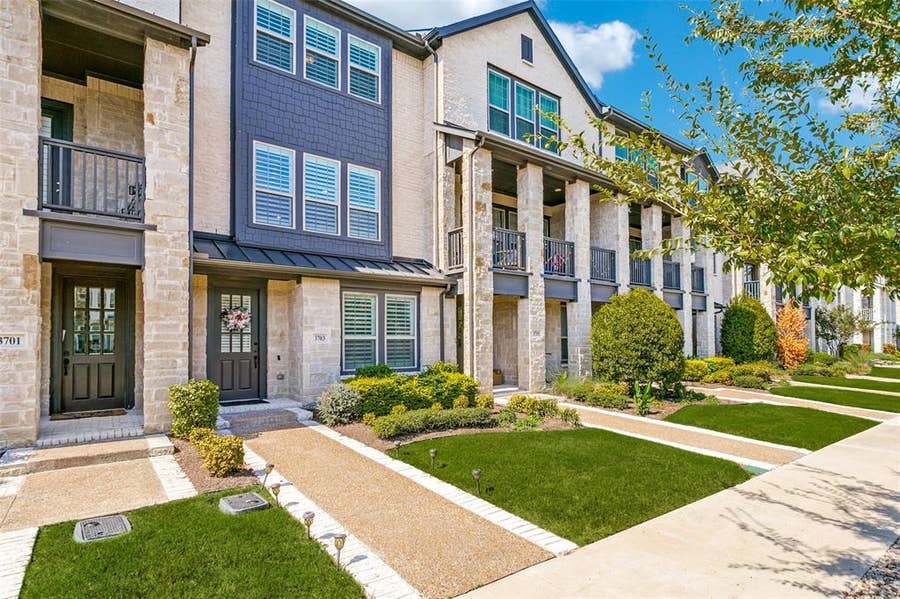 Property photo for 3703 Sailing View Boulevard, Arlington, TX