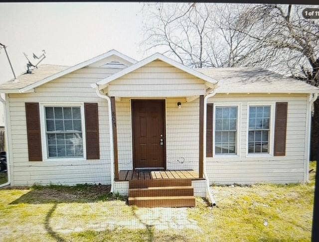 Property photo for 807 Chestnut Street, Aubrey, TX