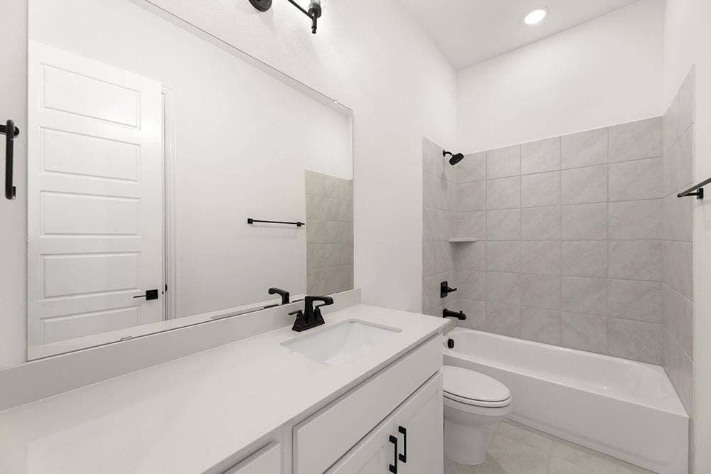 644 Blakelys Way, Fate, TX 75189 644 Blakelys Way, Fate, TX 75189